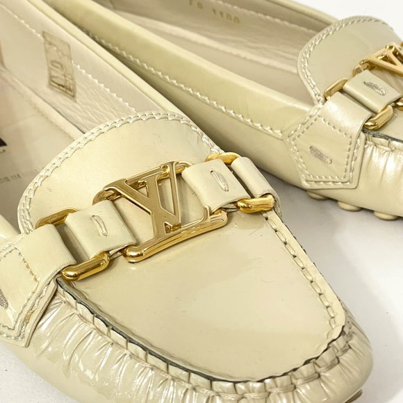 Louis Vuitton Driving Loafers- Size 39 - Picture 2 of 9